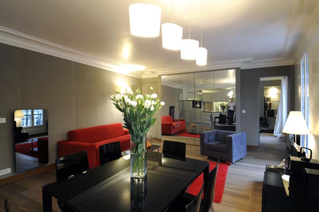 Montmartre Apartment Living Room