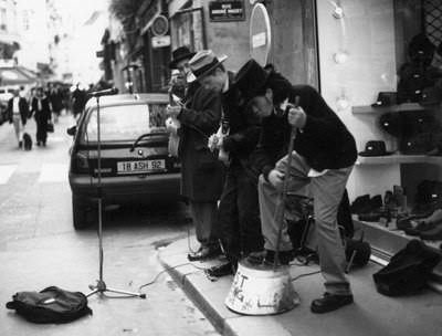paris street musicians