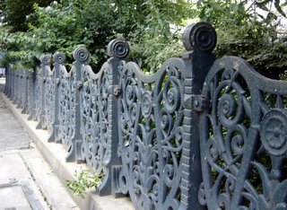 Square Montholon, Paris Square Montholon, Paris